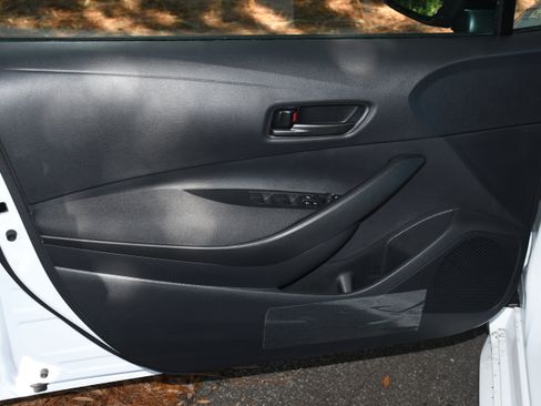 New 2026 Toyota Corolla LE image 5