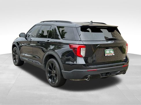 Used 2023 Ford Explorer ST-Line w/ Class IV Trailer Tow Package AWD/4WD image 7