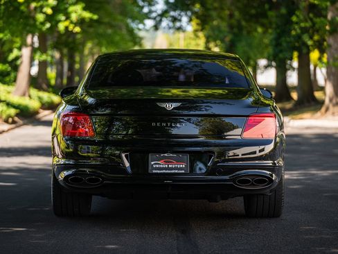 Used 2021 Bentley Flying Spur V8 AWD/4WD image 15