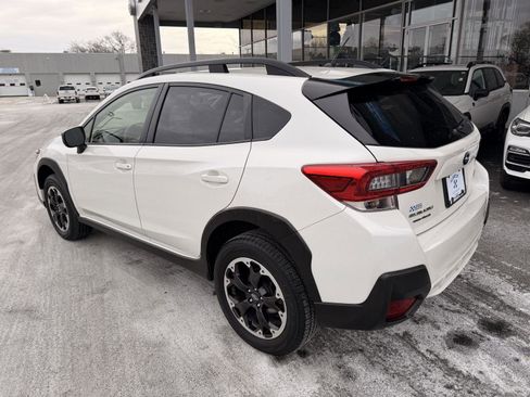 Certified 2023 Subaru Crosstrek 2.0i image 3
