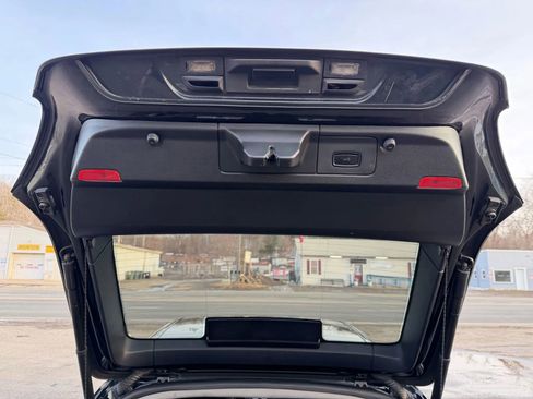 Used 2011 Porsche Panamera image 16