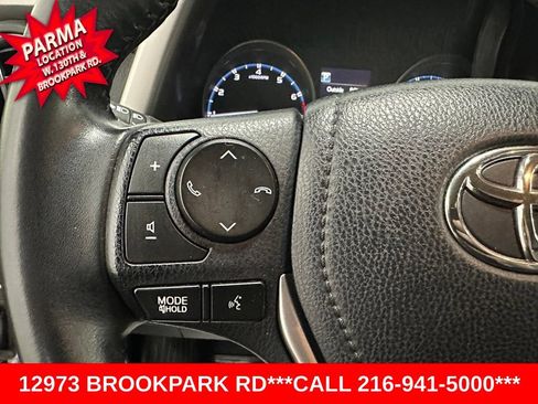 Used 2018 Toyota RAV4 XLE w/ Plus Extra Value Package AWD/4WD image 12