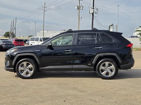 Used 2019 Toyota RAV4 Limited w/ Limited Grade Weather Package AWD/4WD image 6