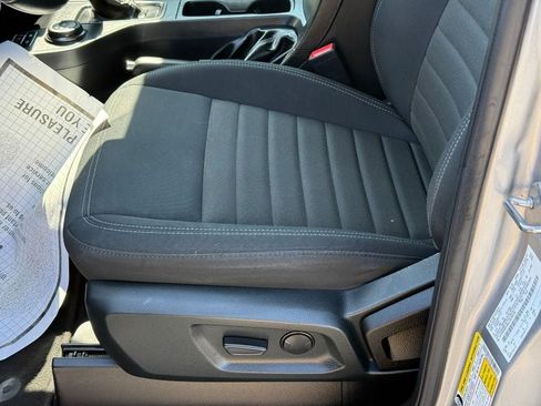 Used 2020 Ford Ranger XLT w/ Equipment Group 302A Luxury AWD/4WD image 18