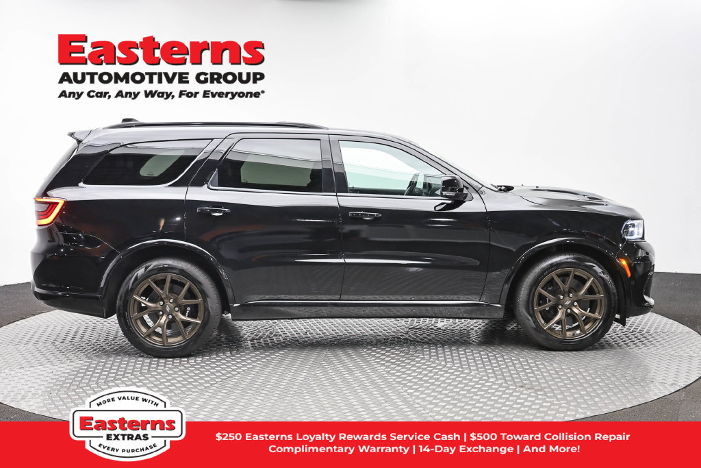 Used 2025 Dodge Durango R/T AWD/4WD image 5