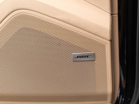 Used 2023 Porsche Cayenne Platinum Edition AWD/4WD image 18
