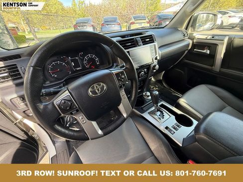 Used 2024 Toyota 4Runner SR5 Premium w/ Moonroof Package AWD/4WD image 30