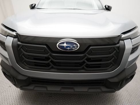 Used 2026 Subaru Outback Limited AWD/4WD image 23