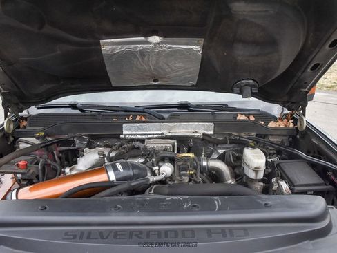 Used 2019 Chevrolet Silverado 2500 LTZ w/ Duramax Plus Package image 17