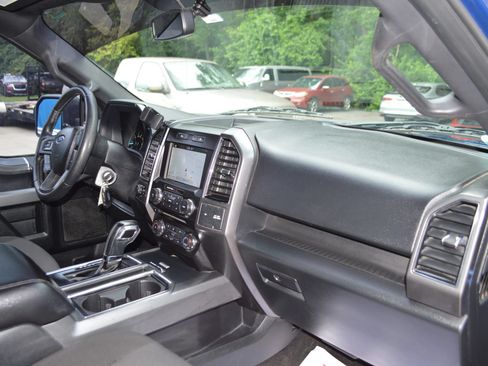 Used 2018 Ford F150 XLT w/ Equipment Group 302A Luxury AWD/4WD image 24