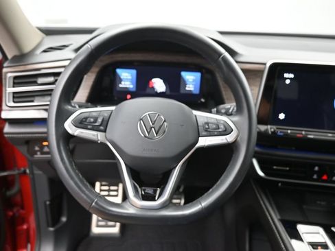 Used 2024 Volkswagen Atlas SEL Premium R-Line AWD/4WD image 16
