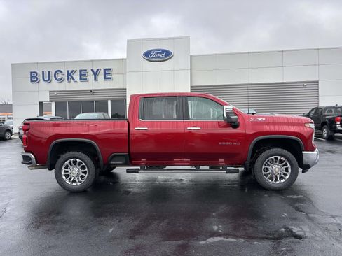 Used 2024 Chevrolet Silverado 2500 LTZ w/ LTZ Premium Package image 10