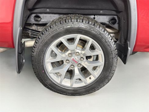 Used 2018 GMC Sierra 1500 SLT AWD/4WD image 34