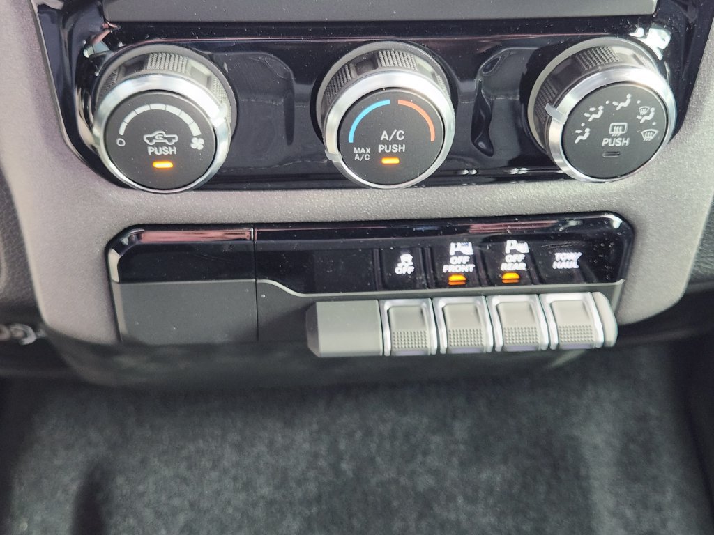 New 2026 RAM 1500 Express RWD image 15
