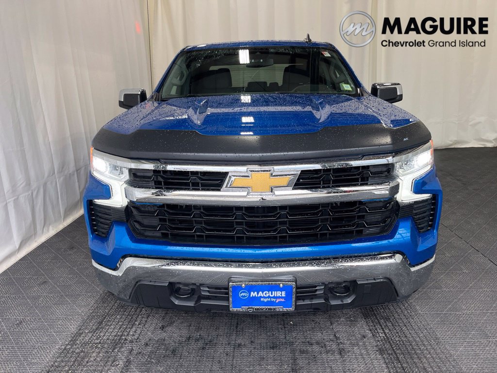 Used 2022 Chevrolet Silverado 1500 LT AWD/4WD image 29