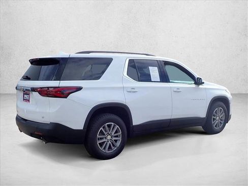 Used 2023 Chevrolet Traverse LT AWD/4WD image 4