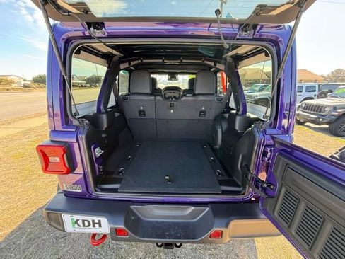 New 2026 Jeep Wrangler Unlimited Rubicon image 11