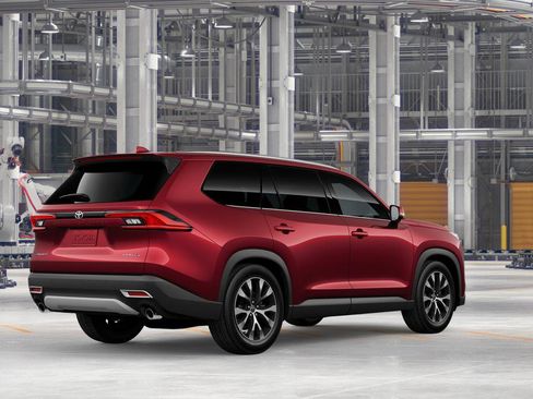 New 2026 Toyota Grand Highlander AWD Hybrid image 10
