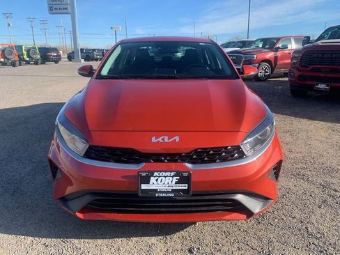 Used 2023 Kia Forte LXS w/ LXS Technology Package image 3