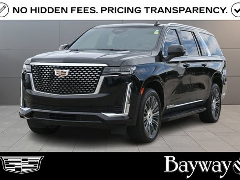 Used 2022 Cadillac Escalade ESV Luxury RWD image 1