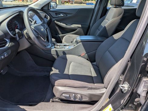 Used 2024 Chevrolet Malibu LT FWD image 14