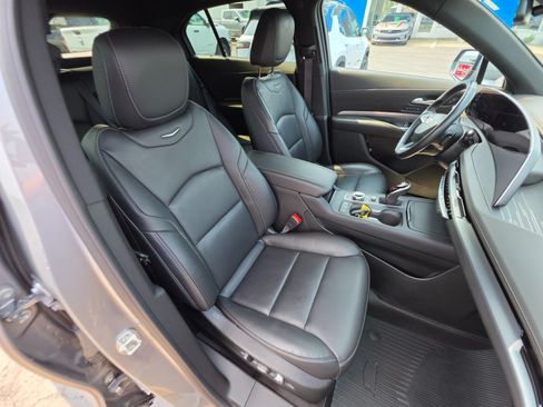 Used 2024 Cadillac XT4 Premium Luxury AWD/4WD image 12