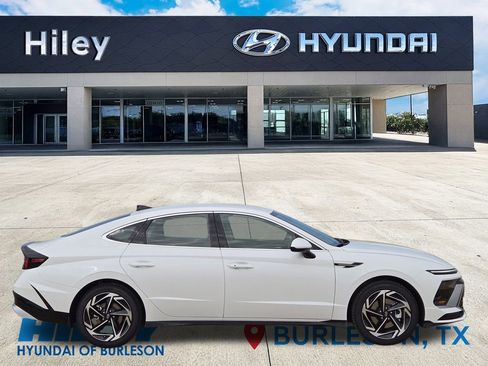 New 2026 Hyundai Sonata SEL image 3