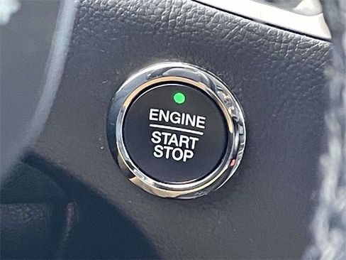 Used 2022 Ford Edge SEL image 26