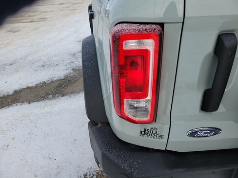 Used 2022 Ford Bronco Big Bend image 11