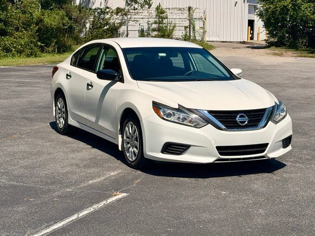 Used 2018 Nissan Altima 2.5 S FWD image 11