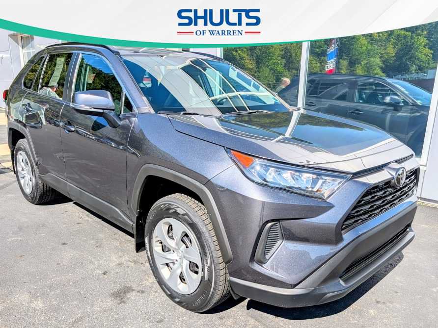 Used 2021 Toyota RAV4 LE AWD/4WD image 1