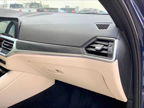 Used 2021 BMW 330i Sedan w/ Premium Package image 35