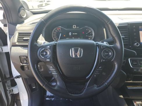 Certified 2021 Honda Ridgeline Black Edition image 28