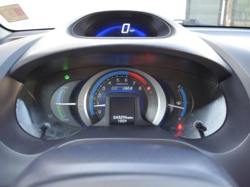 Used 2010 Honda Insight LX image 16