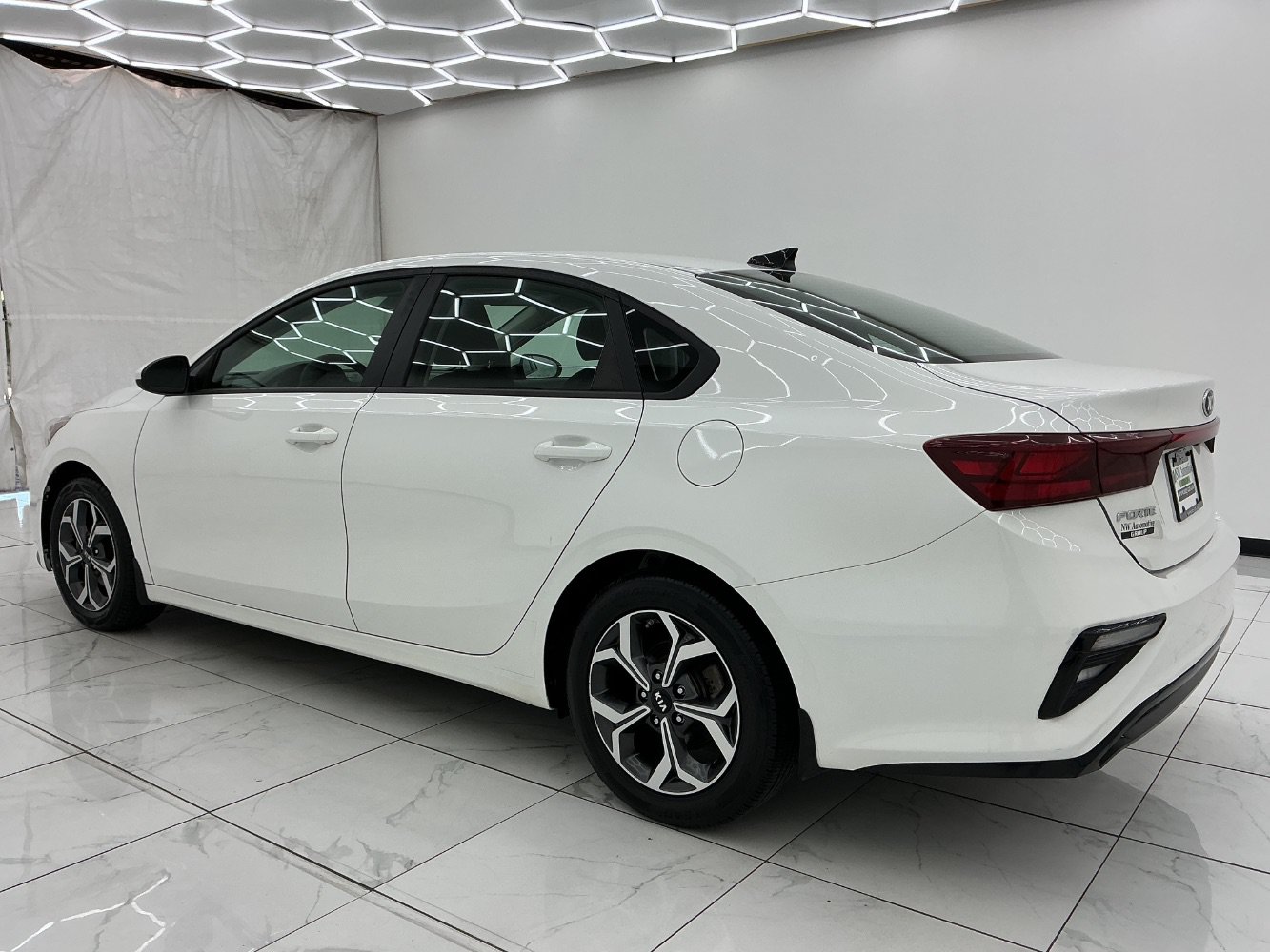Used 2020 Kia Forte LXS FWD image 12