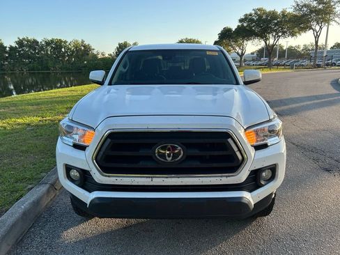 Used 2023 Toyota Tacoma SR5 RWD image 9