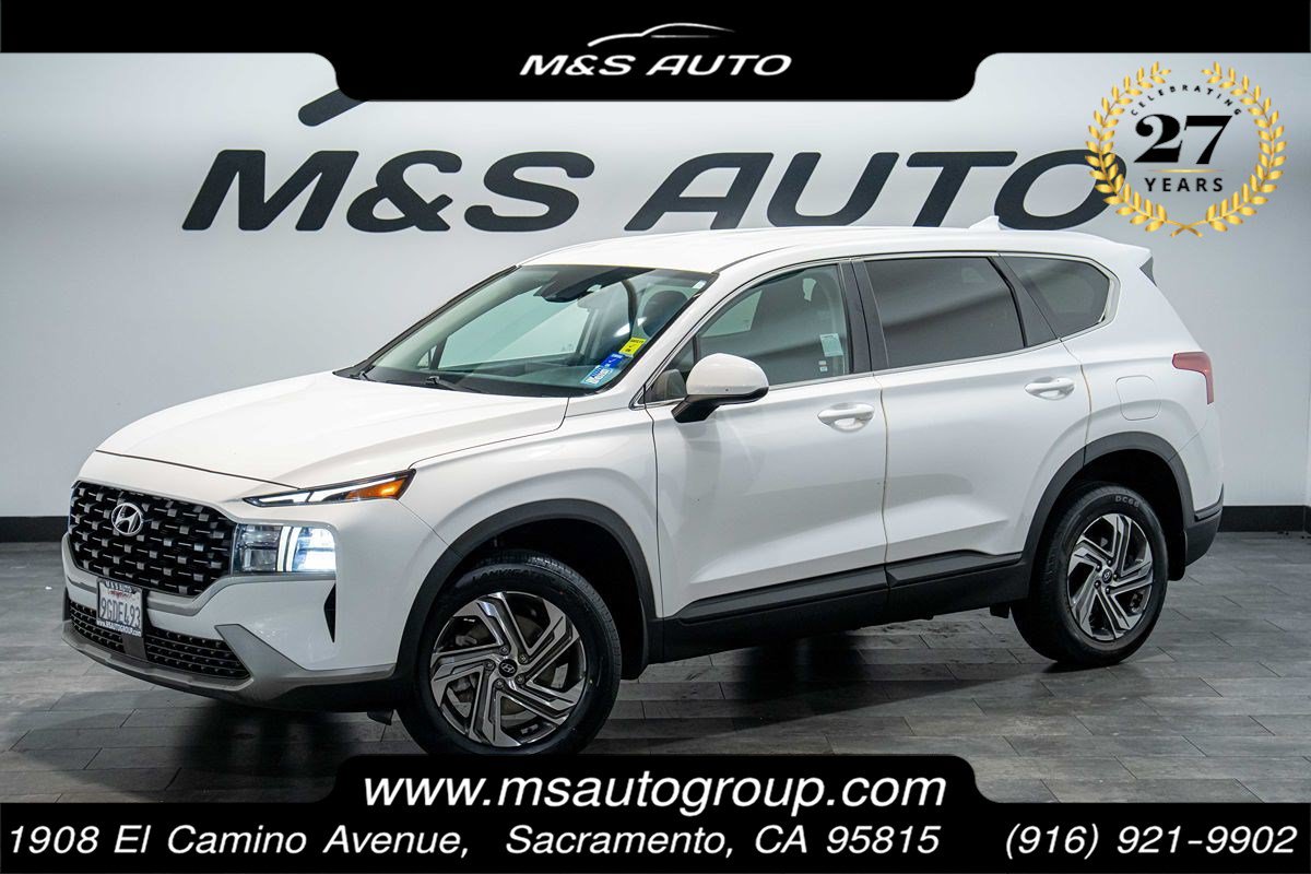 Used 2023 Hyundai Santa Fe SE w/ Cargo Package AWD/4WD image 1