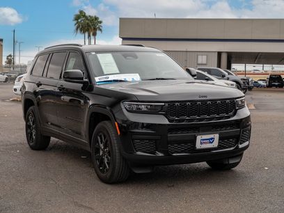 Used 2025 Jeep Grand Cherokee L Altitude