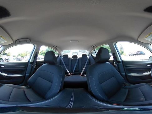 Used 2025 Nissan Altima 2.5 SV FWD image 42