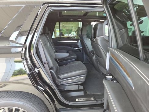Used 2025 Cadillac Escalade Sport Platinum AWD/4WD image 62