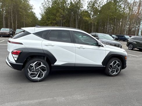 New 2026 Hyundai Kona SEL Premium image 6