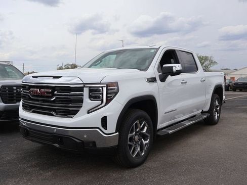 New 2026 GMC Sierra 1500 SLT w/ SLT Premium Plus Package AWD/4WD image 3