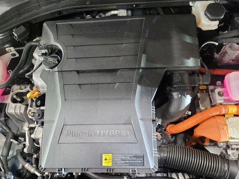 Used 2021 Hyundai Ioniq Limited image 30