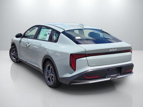 New 2026 Kia K4 FWD image 6