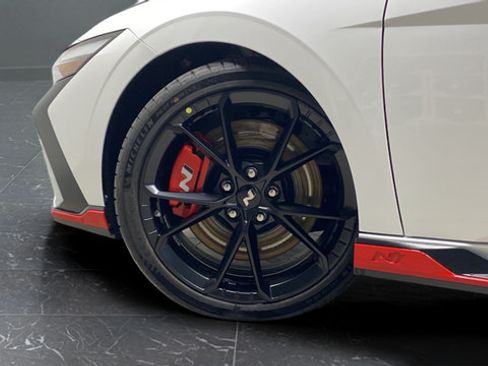 New 2026 Hyundai Elantra N FWD image 28