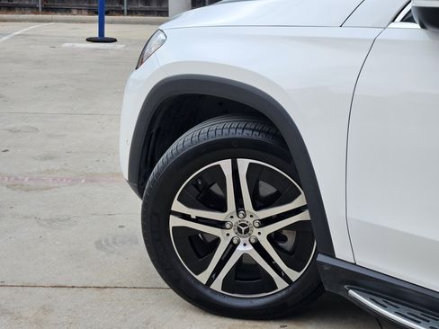 Certified 2020 Mercedes-Benz GLS 450 4MATIC image 5
