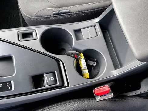 Certified 2025 Subaru Crosstrek 2.0i w/ Crosstrek Mirror Package image 17