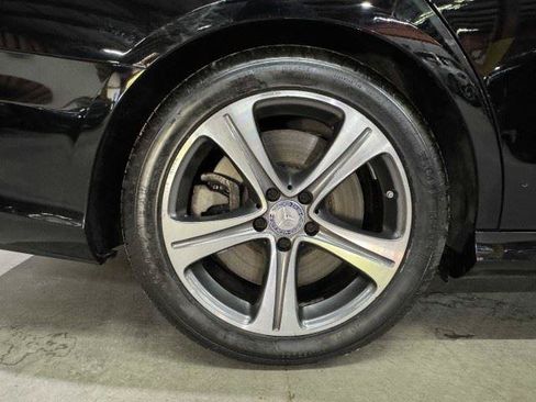 Used 2017 Mercedes-Benz E 400 4MATIC Wagon image 72