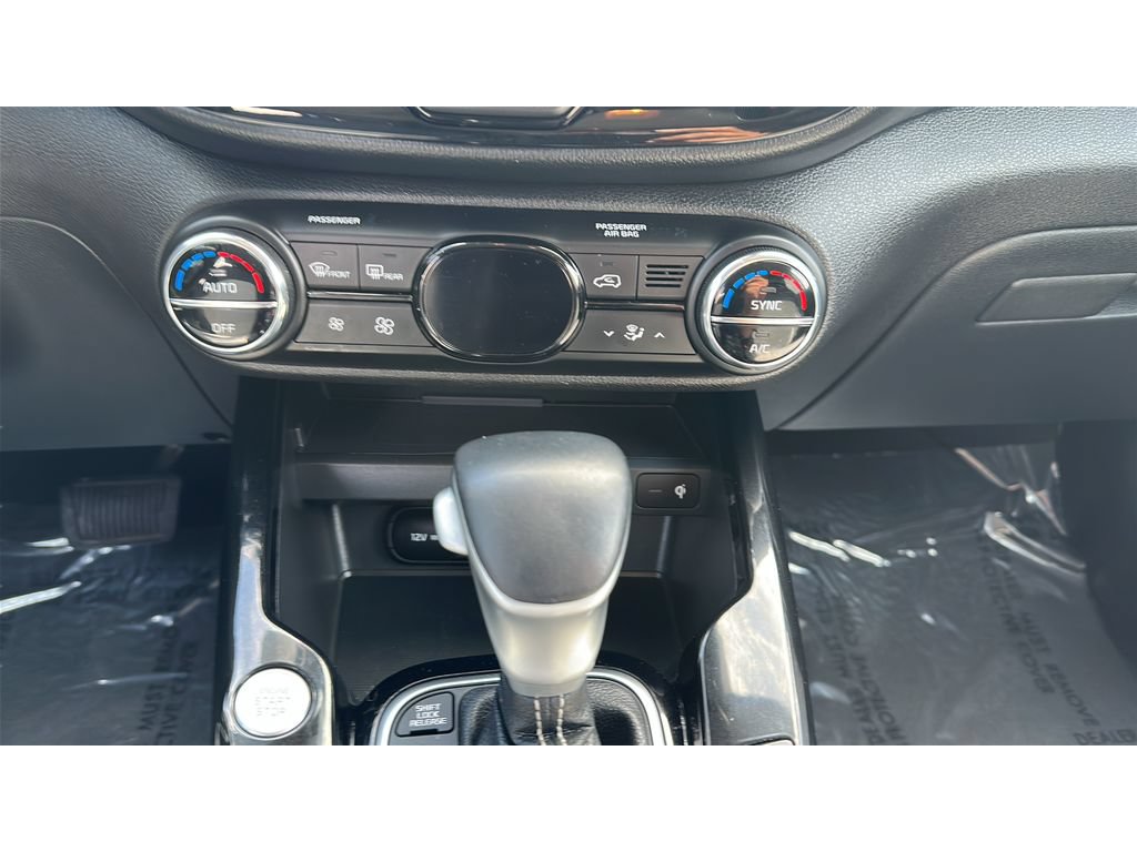 Used 2024 Kia Soul GT-Line FWD image 17