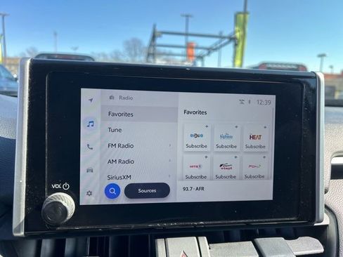 Used 2024 Toyota RAV4 XLE image 23